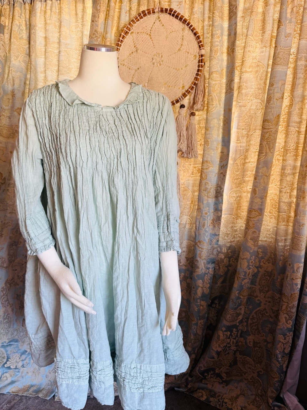 Relaxed Crinkled Tunic Dress in Light Sage